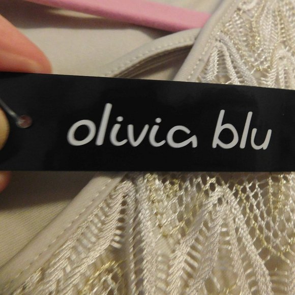 Olivia Blu - Cream Laced Poncho Laced Top - 3X (NWT) - Picture 6 of 8